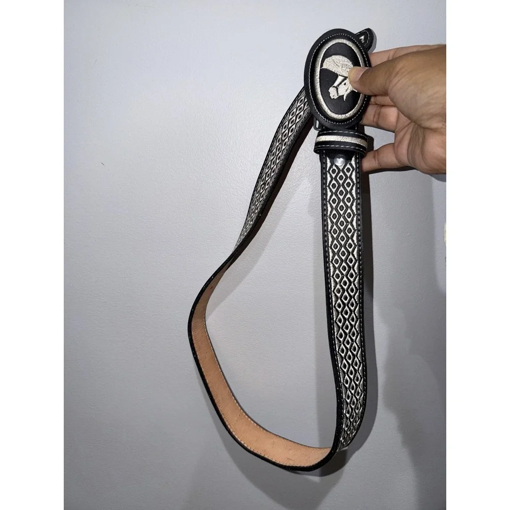 Vintage Leather Mexican Belt  Size 26 YAC  BLACK AND WHITE Pony Horse Bronco